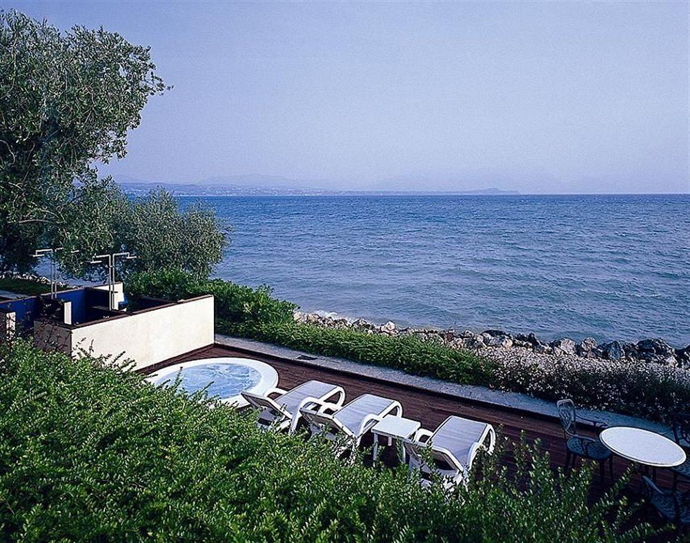 Hotel Acquaviva Del Garda Desenzano del Garda Ngoại thất bức ảnh