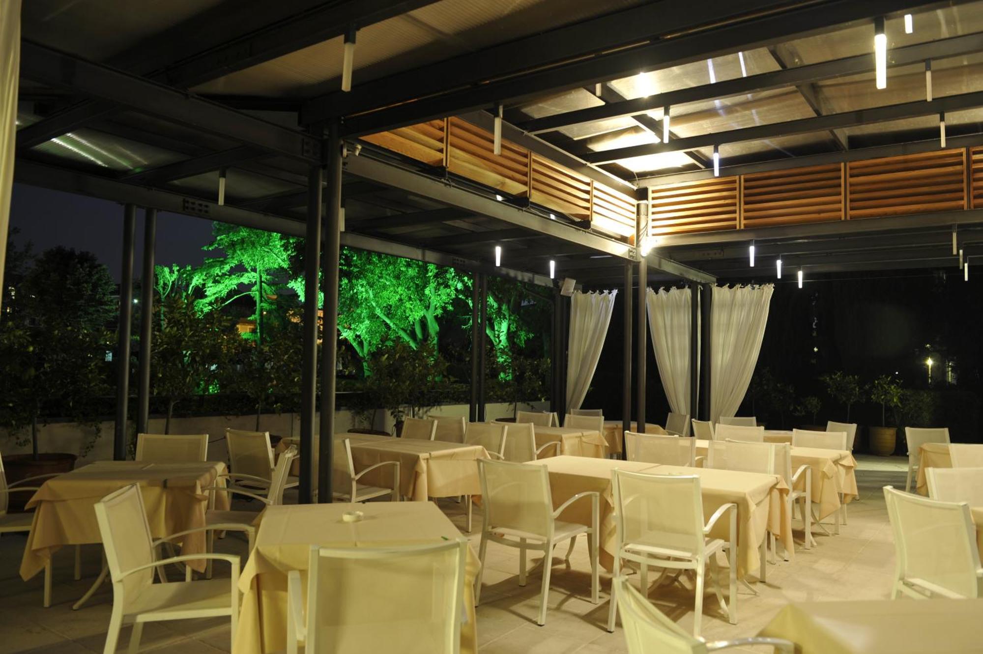 Hotel Acquaviva Del Garda Desenzano del Garda Ngoại thất bức ảnh