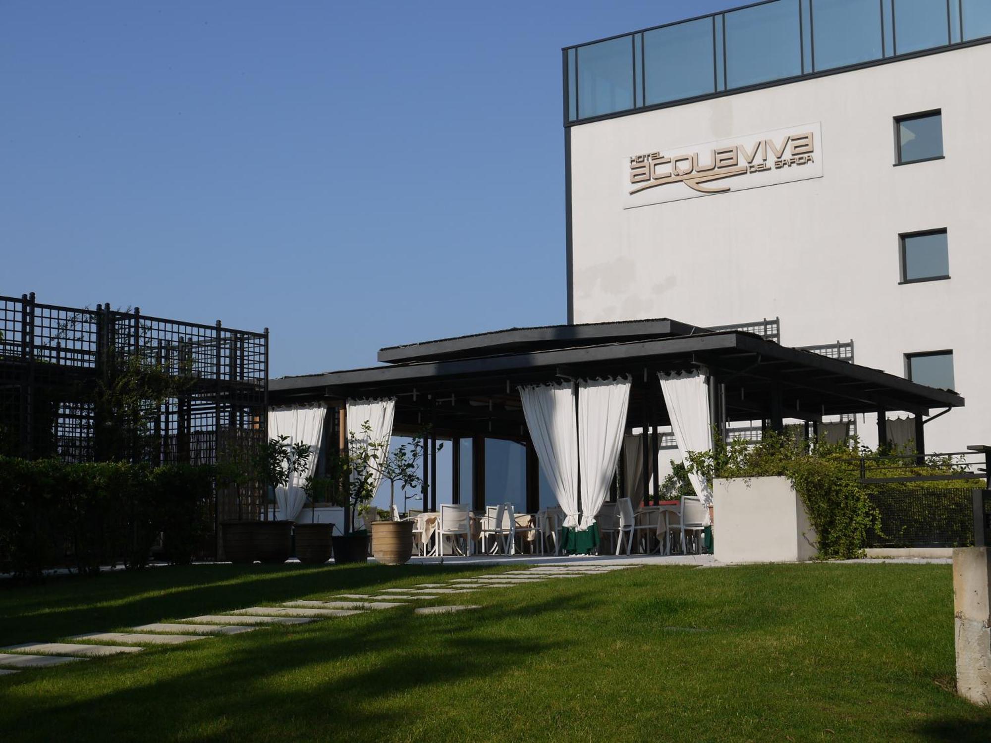 Hotel Acquaviva Del Garda Desenzano del Garda Ngoại thất bức ảnh