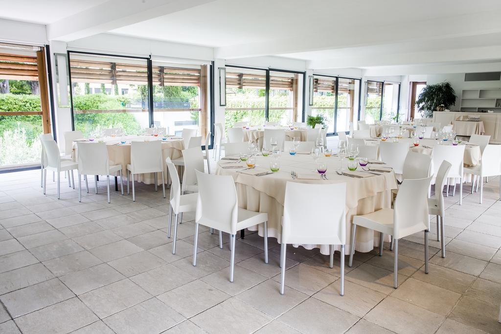 Hotel Acquaviva Del Garda Desenzano del Garda Ngoại thất bức ảnh
